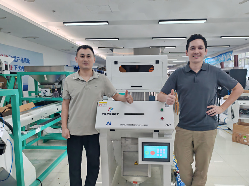 Arjantin ekibini fabrikamızı ziyaret etmeye davet ediyoruz.